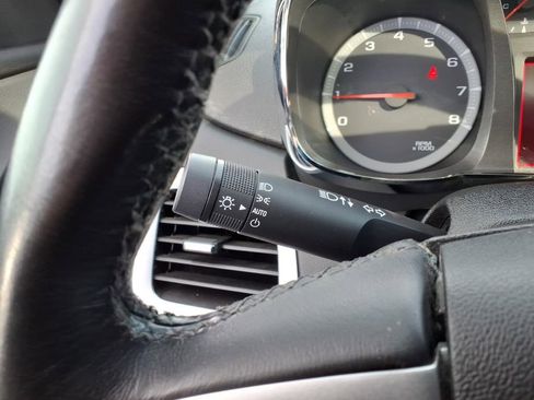 Used 2017 GMC Terrain SLE w/ Driver Alert Package I image 18