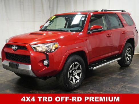 Used 2019 Toyota 4Runner TRD Off-Road Premium AWD/4WD image 2