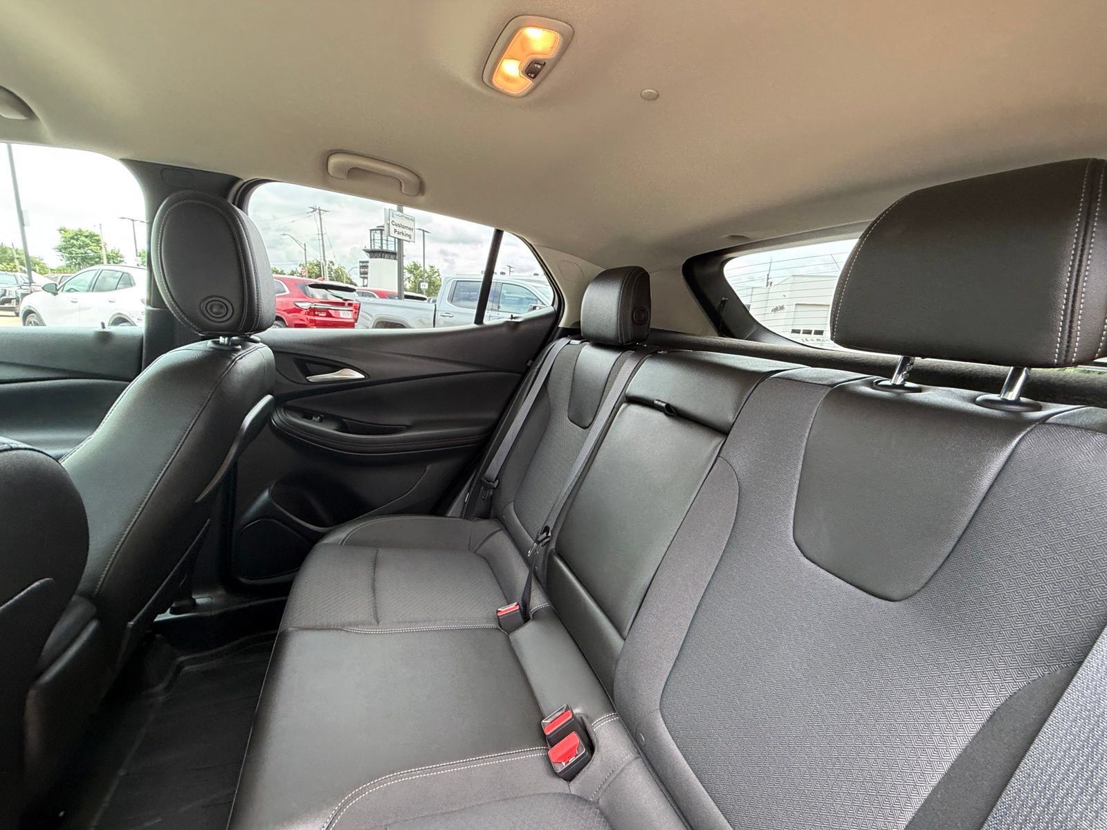 Used 2024 Buick Encore GX Preferred w/ Comfort Package FWD image 25