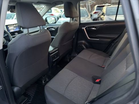 Certified 2021 Toyota RAV4 XLE w/ Convenience Package image 20