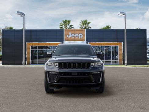 New 2026 Jeep Grand Cherokee L Limited AWD/4WD image 6