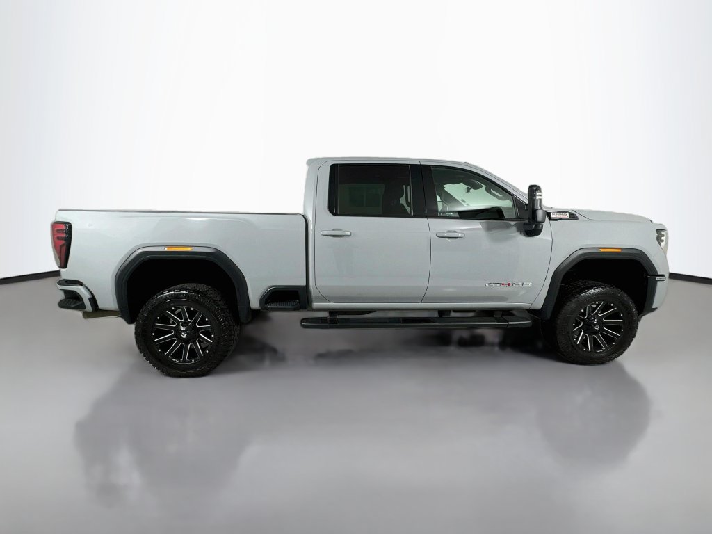 Used 2024 GMC Sierra 2500 AT4 w/ Technology Package AWD/4WD image 10