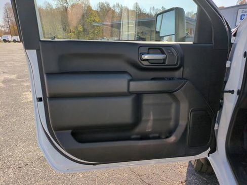 New 2024 GMC Sierra 2500 Pro w/ Convenience Package AWD/4WD image 21