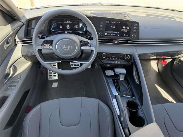 New 2026 Hyundai Elantra Sport FWD image 7
