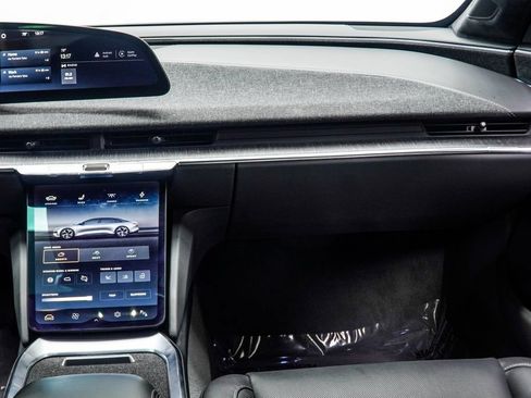 Used 2024 Lucid Air Pure RWD image 24