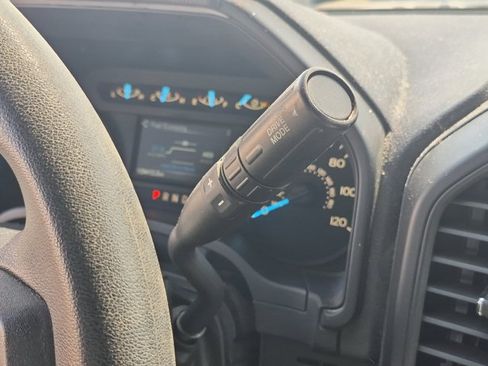 Used 2018 Ford F150 XL w/ Equipment Group 101A Mid RWD image 11