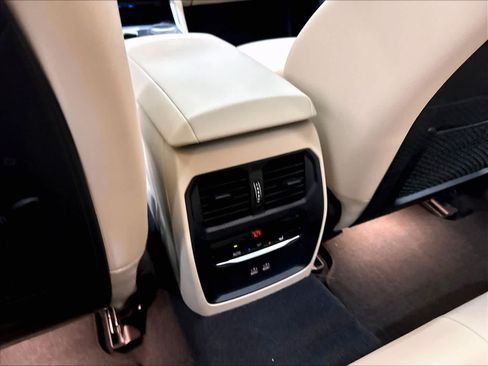 Used 2023 BMW i4 eDrive35 w/ Premium Package RWD image 36