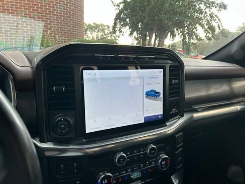 Used 2021 Ford F150 Lariat w/ Equipment Group 502A High AWD/4WD image 11