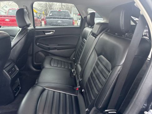 Used 2024 Ford Edge SEL w/ Convenience Package image 16