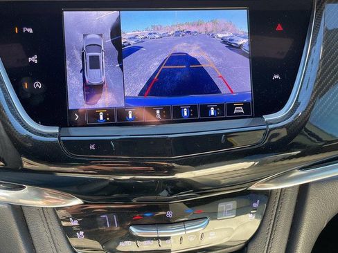 Used 2020 Cadillac XT6 Sport image 14