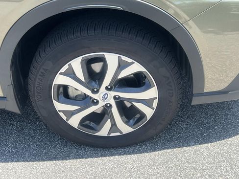 Certified 2022 Subaru Outback Limited AWD/4WD image 12
