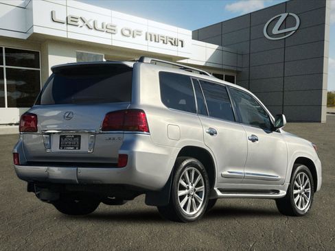 Used 2011 Lexus LX 570 4WD image 8