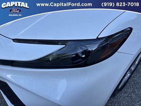 Used 2025 Toyota Camry LE FWD image 11
