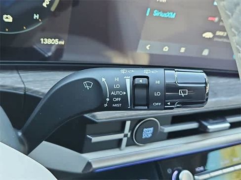 Used 2025 Hyundai Santa Fe Limited image 26