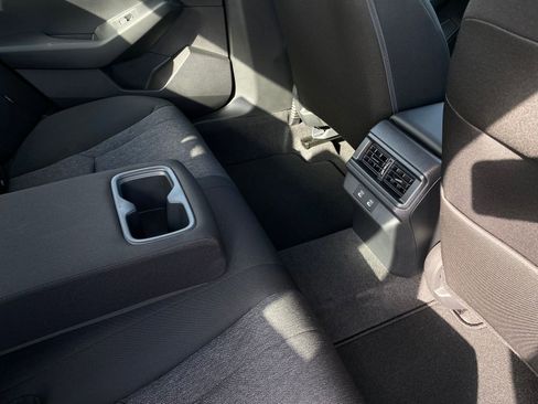 Used 2025 Honda Accord LX image 28