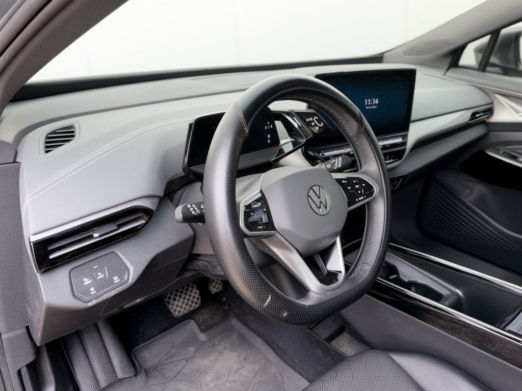 Used 2023 Volkswagen ID.4 Pro S RWD image 4