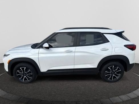 Used 2025 Chevrolet TrailBlazer ACTIV w/ Convenience Package image 6