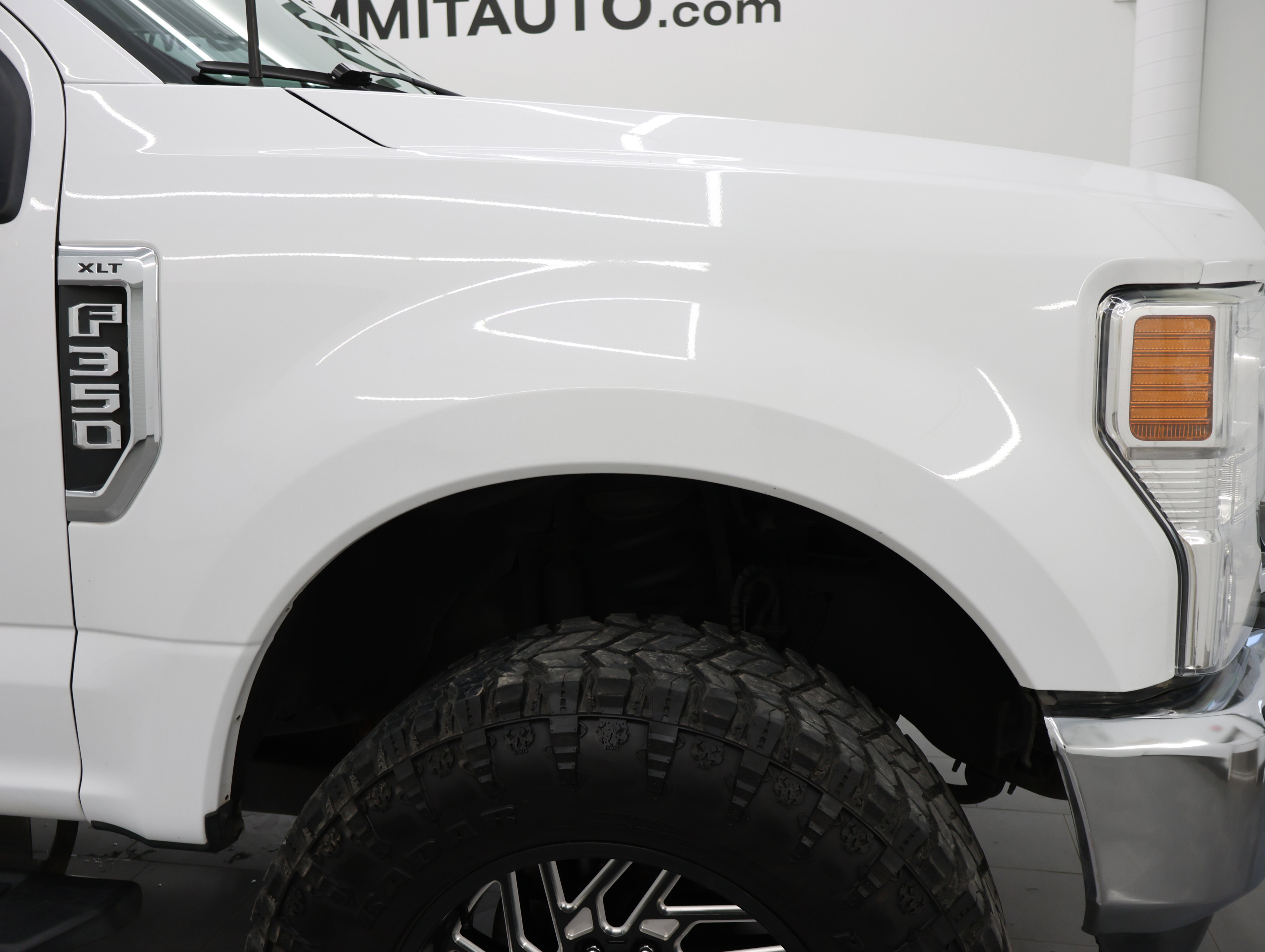 Used 2022 Ford F350 XLT w/ XLT Value Package AWD/4WD image 23