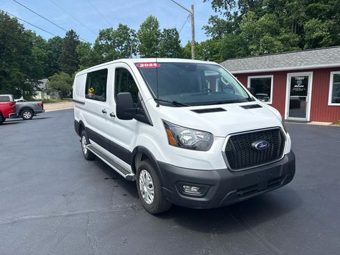Used 2025 Ford Transit 250 Low Roof w/ Exterior Upgrade Package RWD image 2