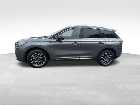Used 2021 Lincoln Corsair AWD w/ Equipment Group 101A image 3
