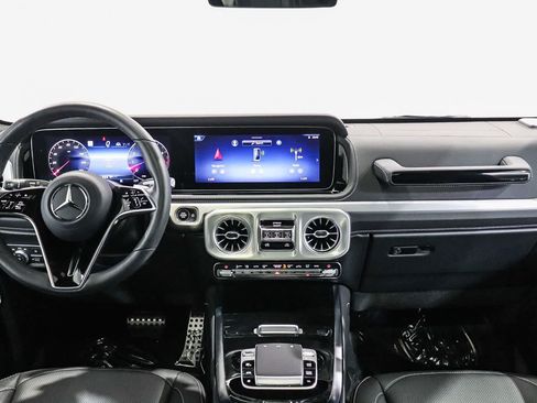 Used 2026 Mercedes-Benz G 550 image 13