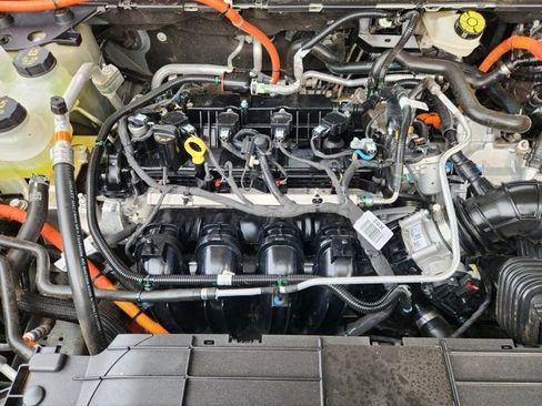 Used 2025 Ford Maverick XLT w/ Equipment Group 301A image 32