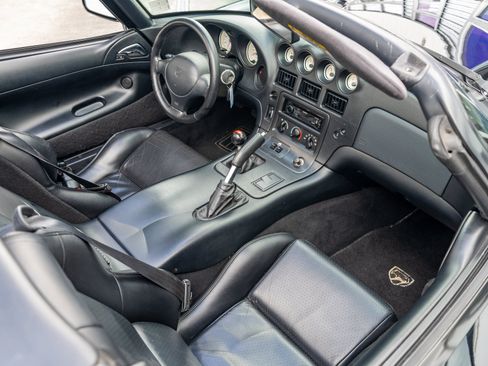 Used 2000 Dodge Viper RT/10 RWD image 8