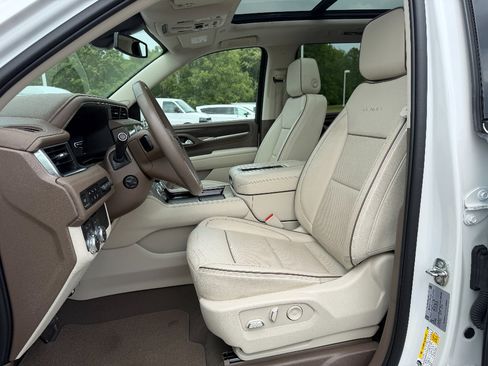 Used 2022 GMC Yukon Denali AWD/4WD image 48