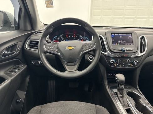 Used 2024 Chevrolet Equinox LT FWD image 21