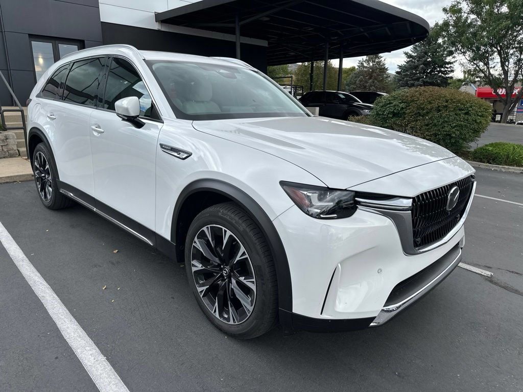 Used 2024 MAZDA CX-90 Plug-In Hybrid w/ Premium Plus AWD/4WD image 3