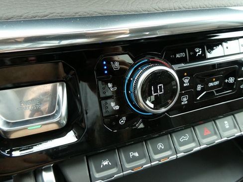 New 2026 GMC Sierra 1500 Denali AWD/4WD image 27