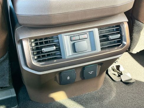 Used 2025 Ford F150 King Ranch w/ FX4 Off-Road Package image 27