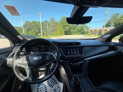 Certified 2020 Cadillac XT5 Premium Luxury AWD/4WD image 15