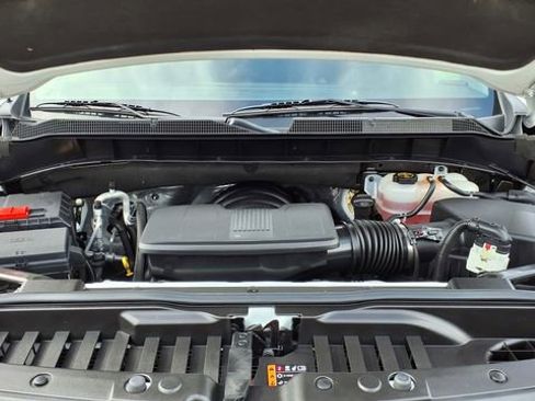 Used 2025 Chevrolet Silverado 1500 LT image 33