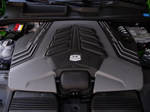 Used 2023 Lamborghini Urus S image 28