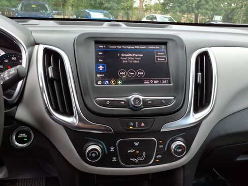 Certified 2024 Chevrolet Equinox LS w/ LS Convenience Package FWD image 20