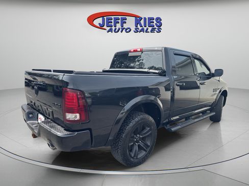 Used 2017 RAM 1500 Sport w/ Black Ram 1500 Sport Group AWD/4WD image 5