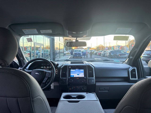 Used 2018 Ford F150 XLT w/ Equipment Group 302A Luxury AWD/4WD image 15