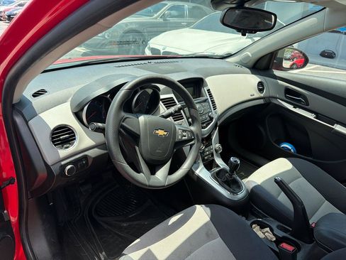 Used 2015 Chevrolet Cruze L FWD image 7