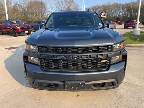 Used 2021 Chevrolet Silverado 1500 Custom w/ Safety Confidence Package image 11