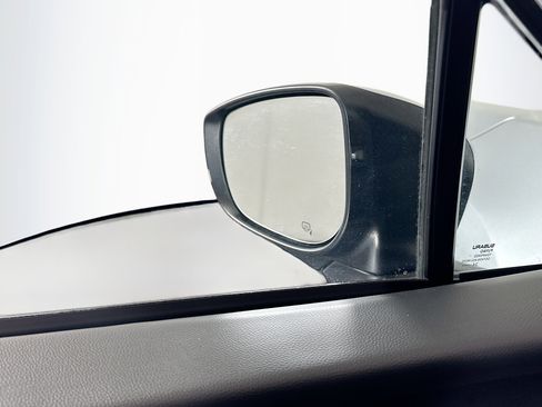 Used 2025 Subaru Ascent Premium image 16