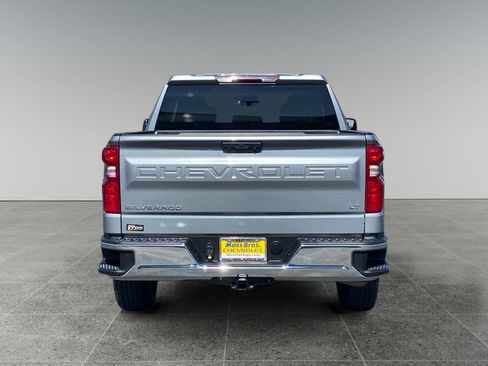 Used 2025 Chevrolet Silverado 1500 LT AWD/4WD image 4