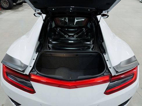 Used 2017 Acura NSX image 44