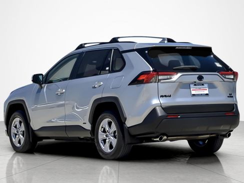 Certified 2024 Toyota RAV4 LE AWD/4WD image 3