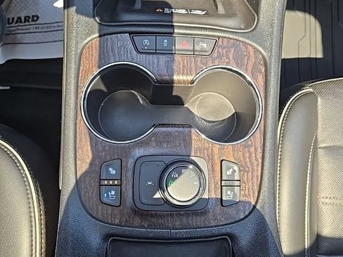 Used 2021 GMC Acadia Denali w/ Trailering Package AWD/4WD image 27