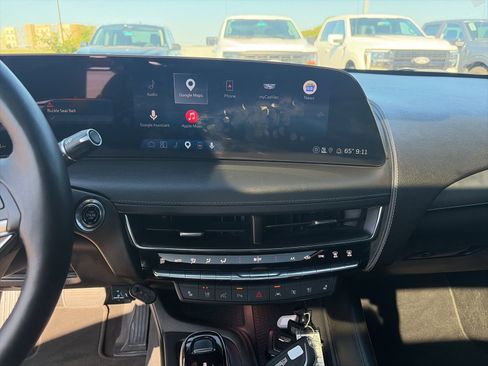 Used 2025 Cadillac CT5 Premium Luxury RWD image 22