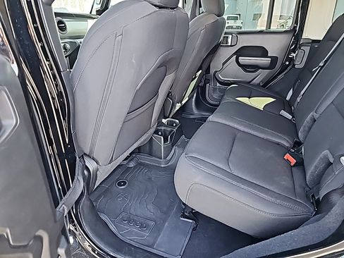 Used 2023 Jeep Wrangler Sport S image 17