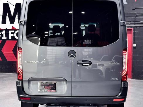 Used 2023 Mercedes-Benz Sprinter 2500 image 8