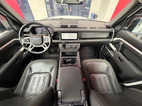 Used 2020 Land Rover Defender 110 SE AWD/4WD image 22