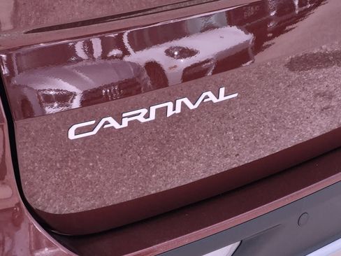 Used 2024 Kia Carnival SX Prestige FWD image 13